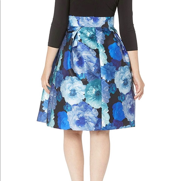 Jessica Howard Floral-Skirt Fit & Flare Dress - Picture 3 of 7